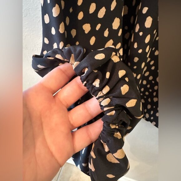 Chic Soul Women’s Plus Black & Gold Dotted Blouse - Picture 3 of 6